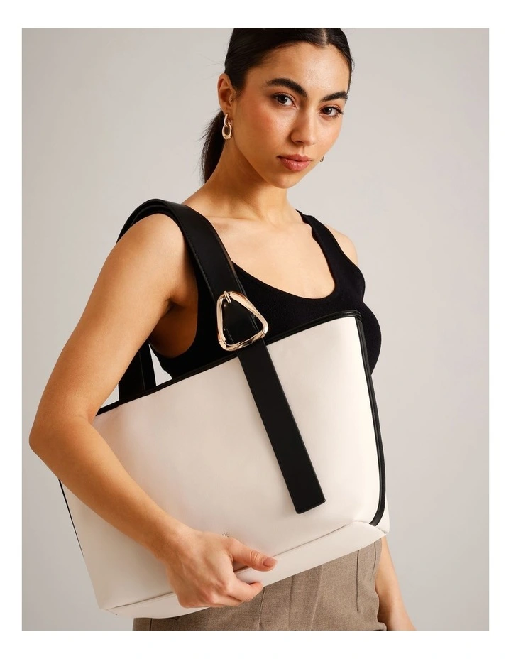 Lexie Tote Bag in White image 2