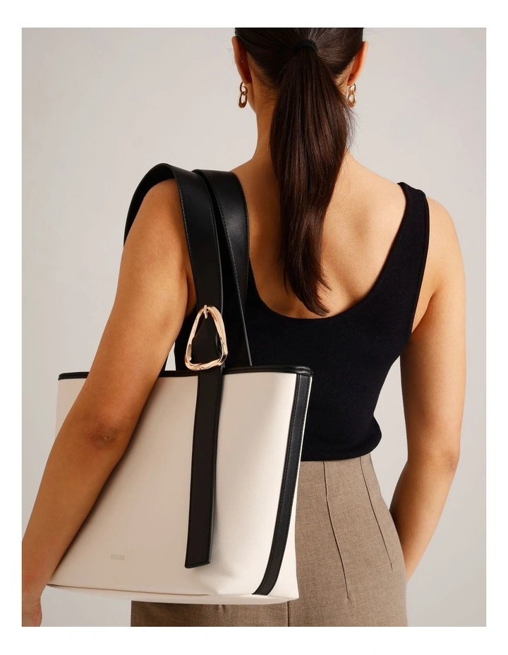 Lexie Tote Bag in White image 4