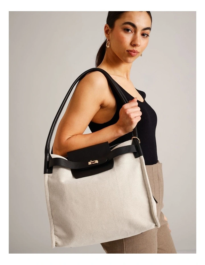Harper Leather Shoulder Bag in Natural/Black image 4