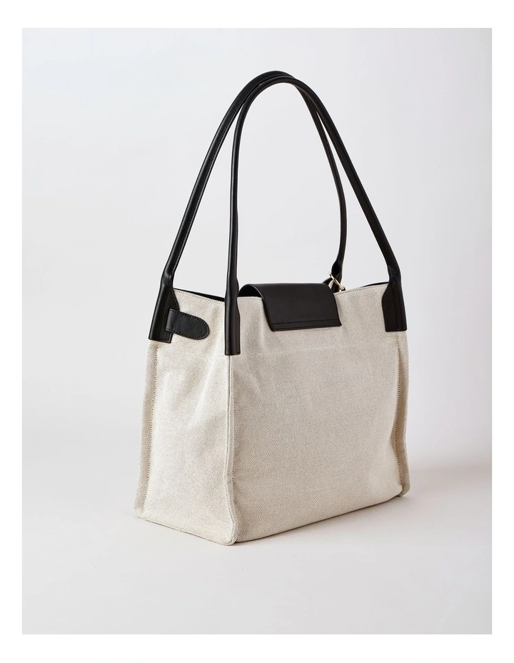 Harper Leather Shoulder Bag in Natural/Black image 5