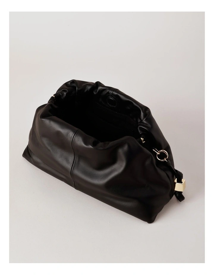 Andrea Clutch Bag in Black image 7