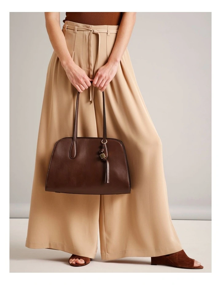 Melrose Tote Bag in Chocolate image 2