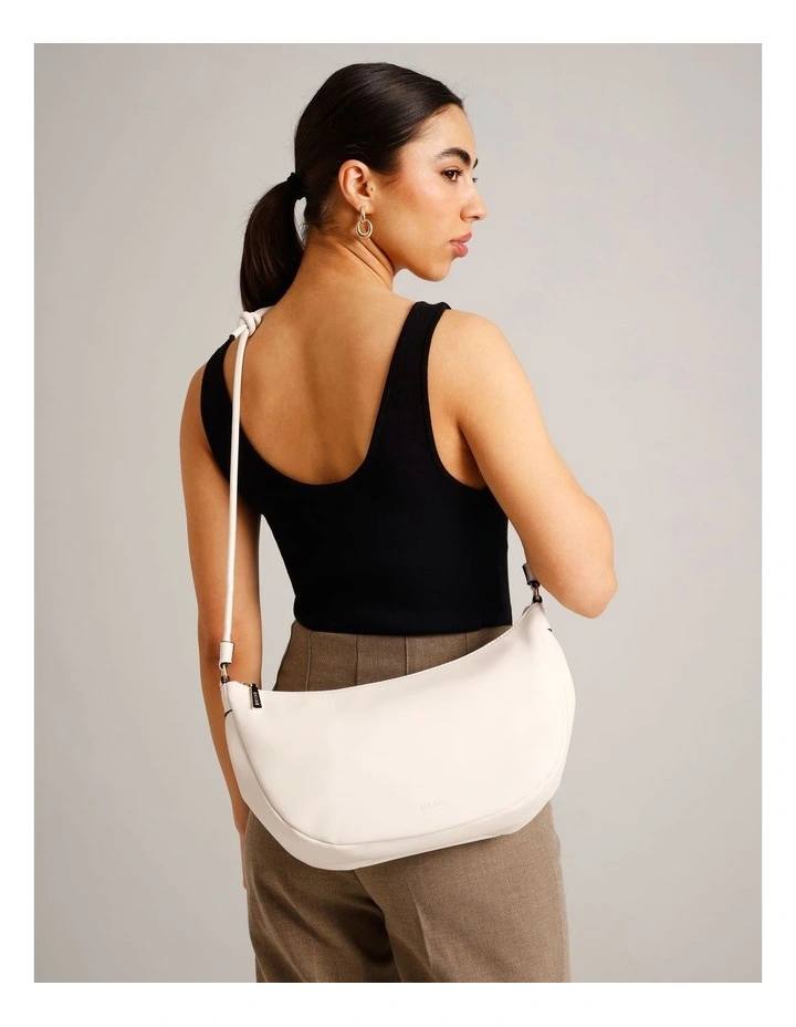 Annette Shoulder Bag in White image 4