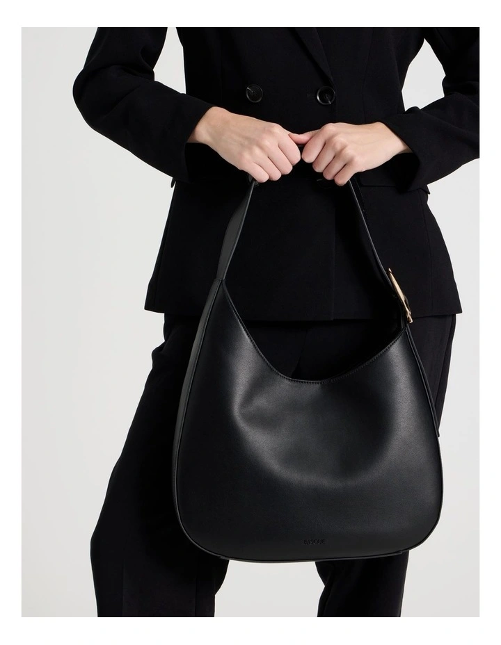Lexie Shoulder Bag in Black image 4