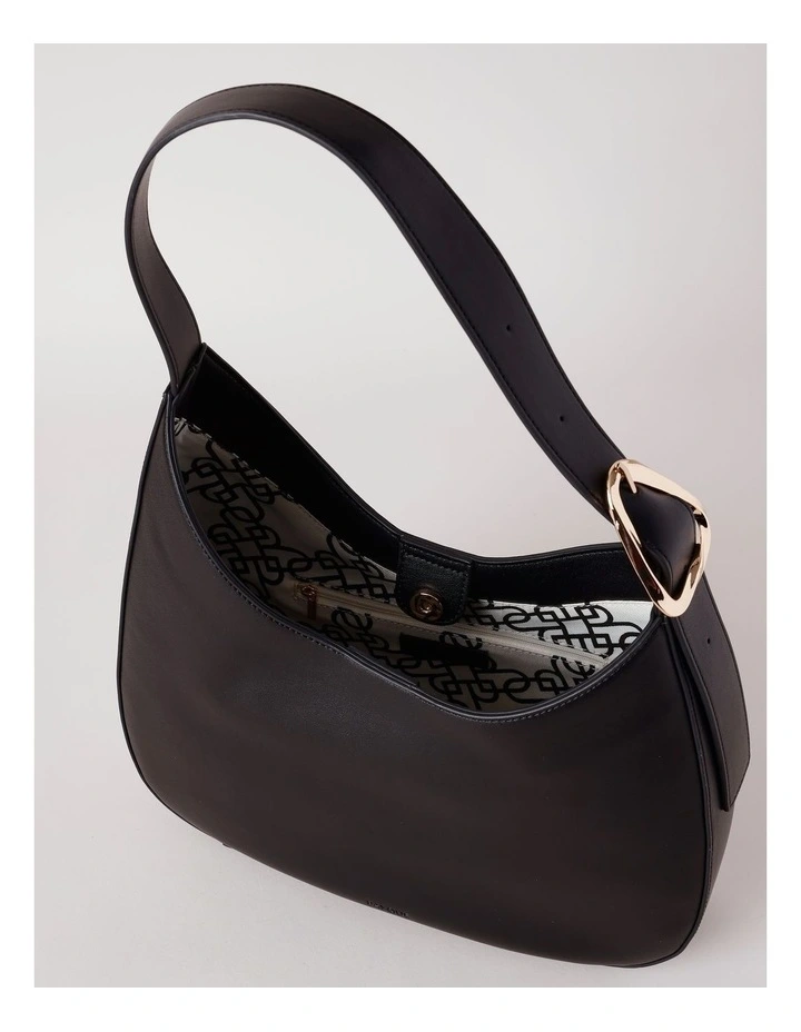 Lexie Shoulder Bag in Black image 6