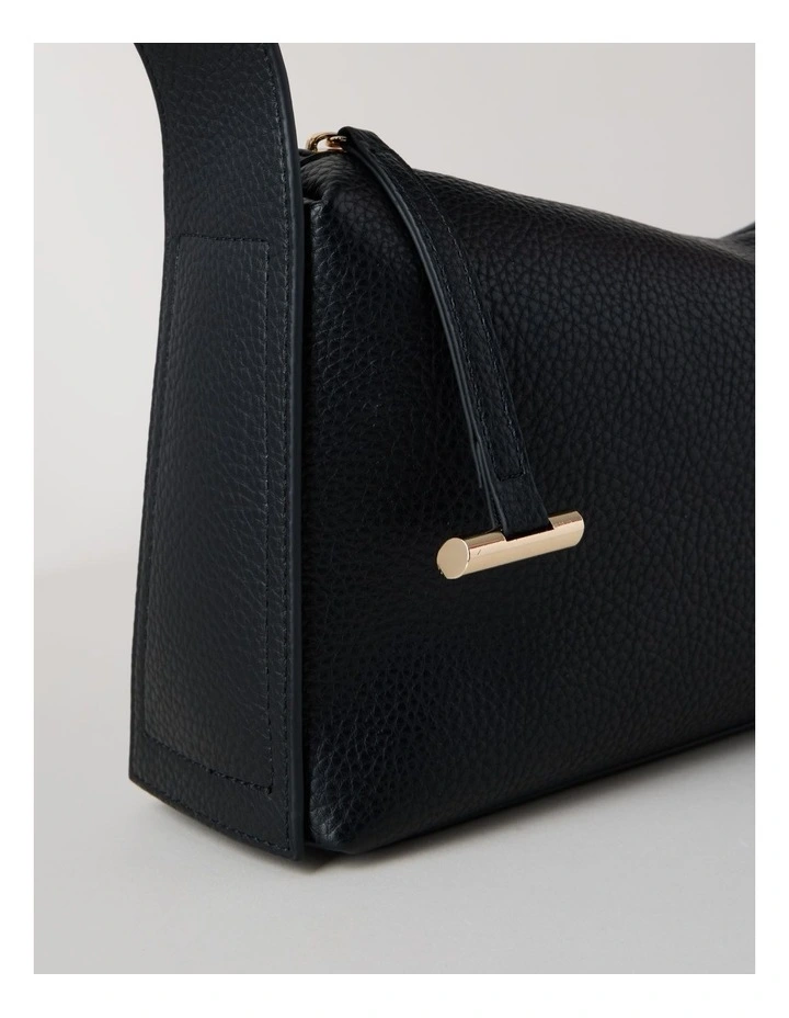Tara Shoulder Bag in Black image 4