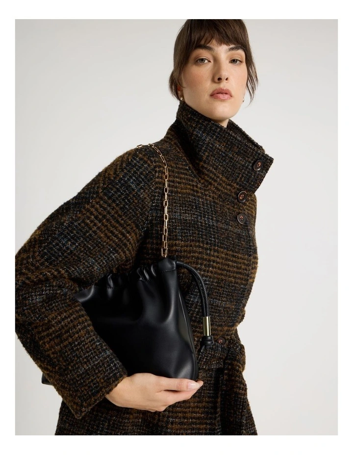 Ashley Shoulder Bag in Black image 4