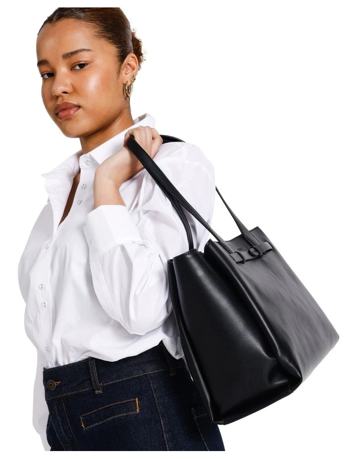 Sienna II Tote Bag in Black image 2