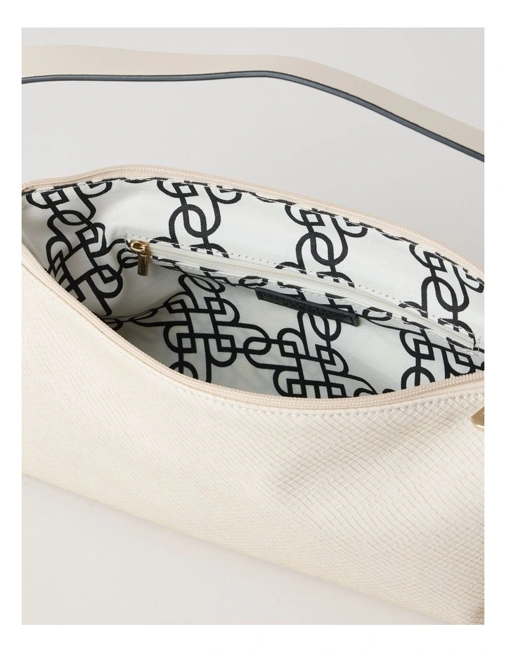 Chloe Shoulder Bag in Cream image 5