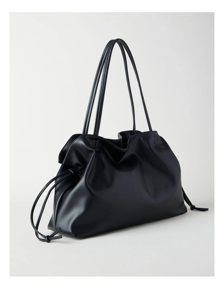 Hailey Tote Bag in Black image 4