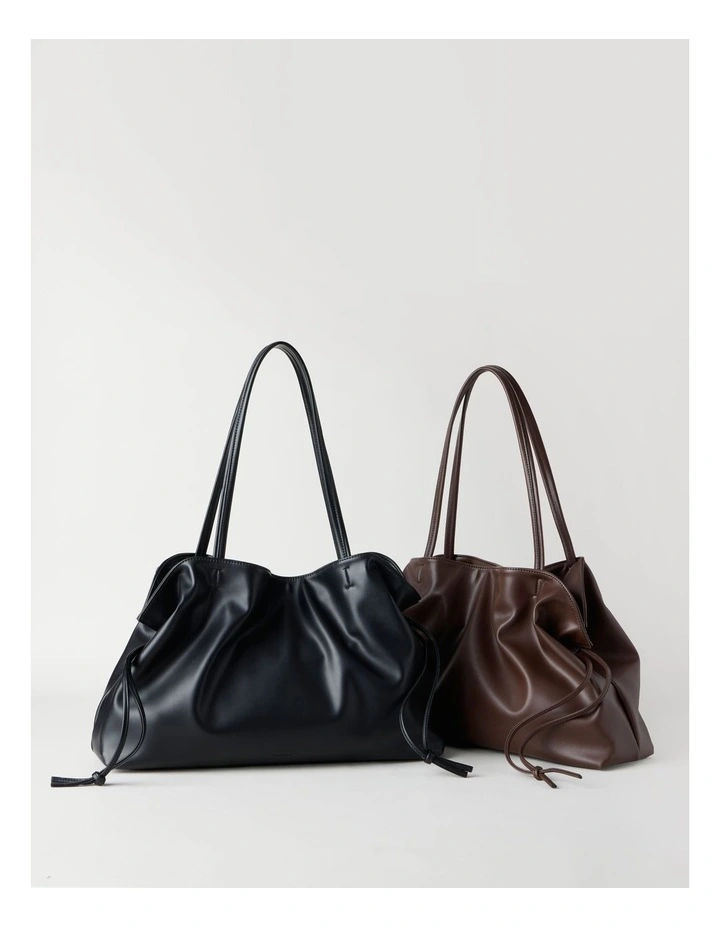 Hailey Tote Bag in Black image 7