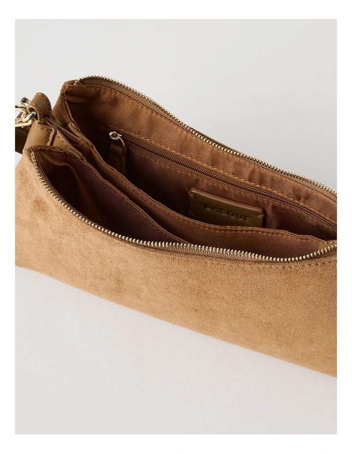 Cynthia Shoulder Bag in Light Tan image 5