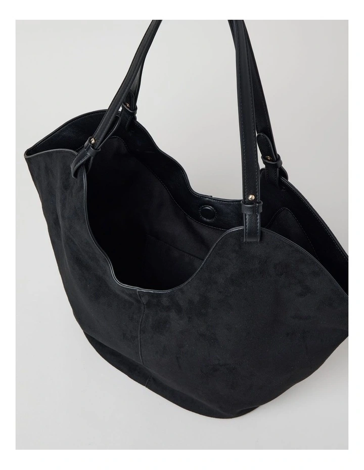 Kaycee Tote Bag in Black image 4