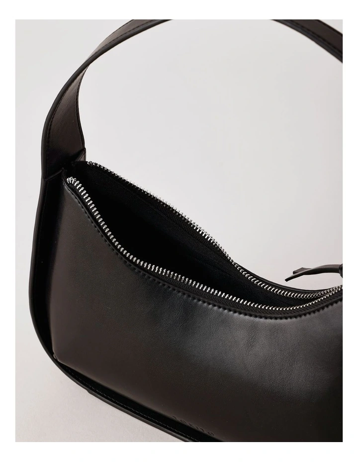 Miley Shoulder Bag in Black image 2