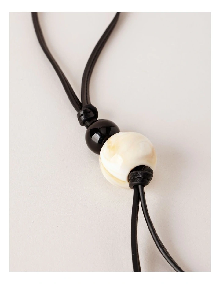 Tortoiseshell Ball Charm Accessory in Natural image 5