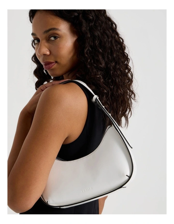 Miley Shoulder Bag in White image 2