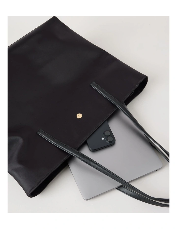 Mornington Tote Bag in Black image 5