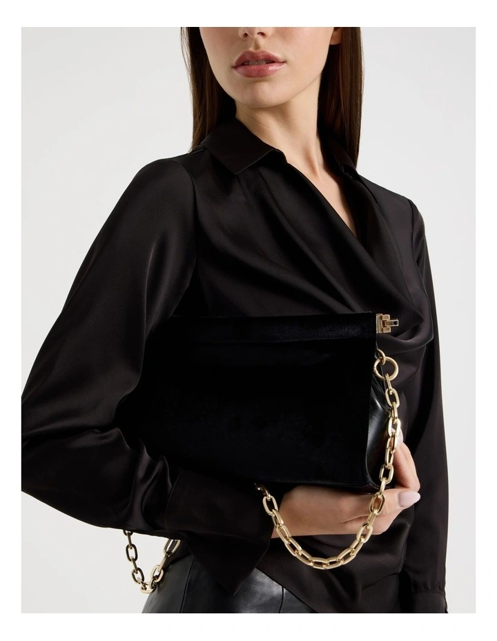Brielle Shoulder Bag in Black image 4