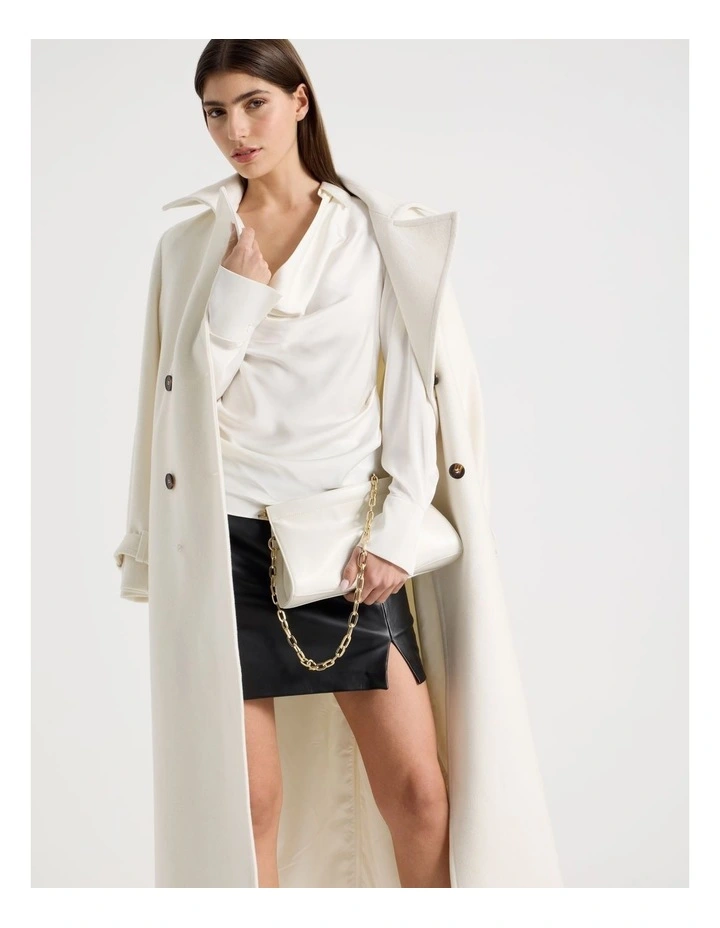 Brielle Shoulder Bag in Chalk image 2