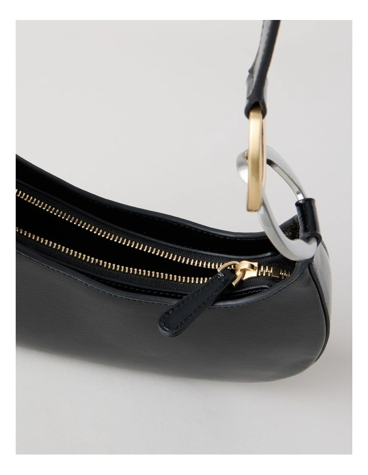 Bailey Shoulder Bag in Black image 4