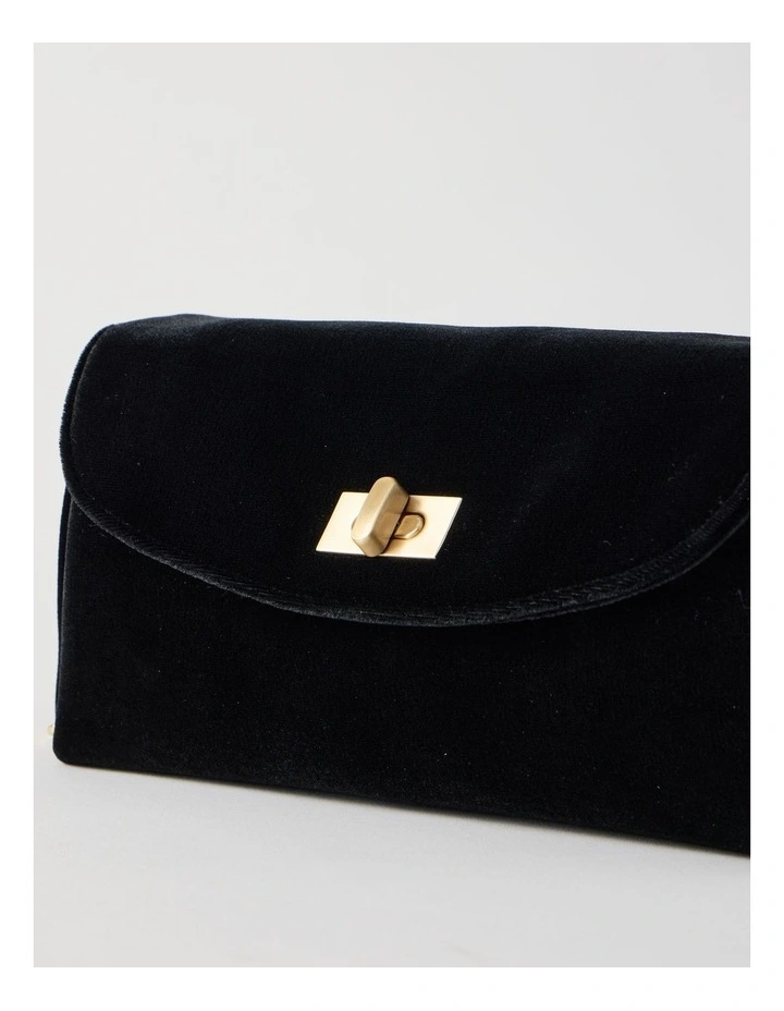 Bella Shoulder Bag in Black image 3