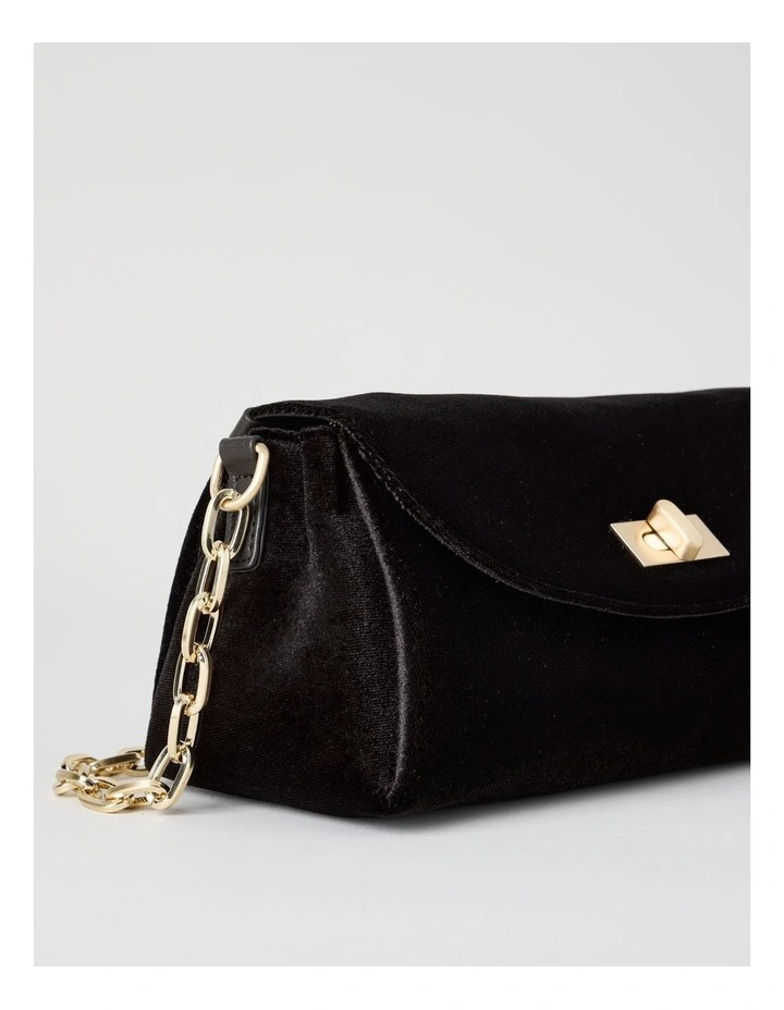 Bella Shoulder Bag in Black image 3