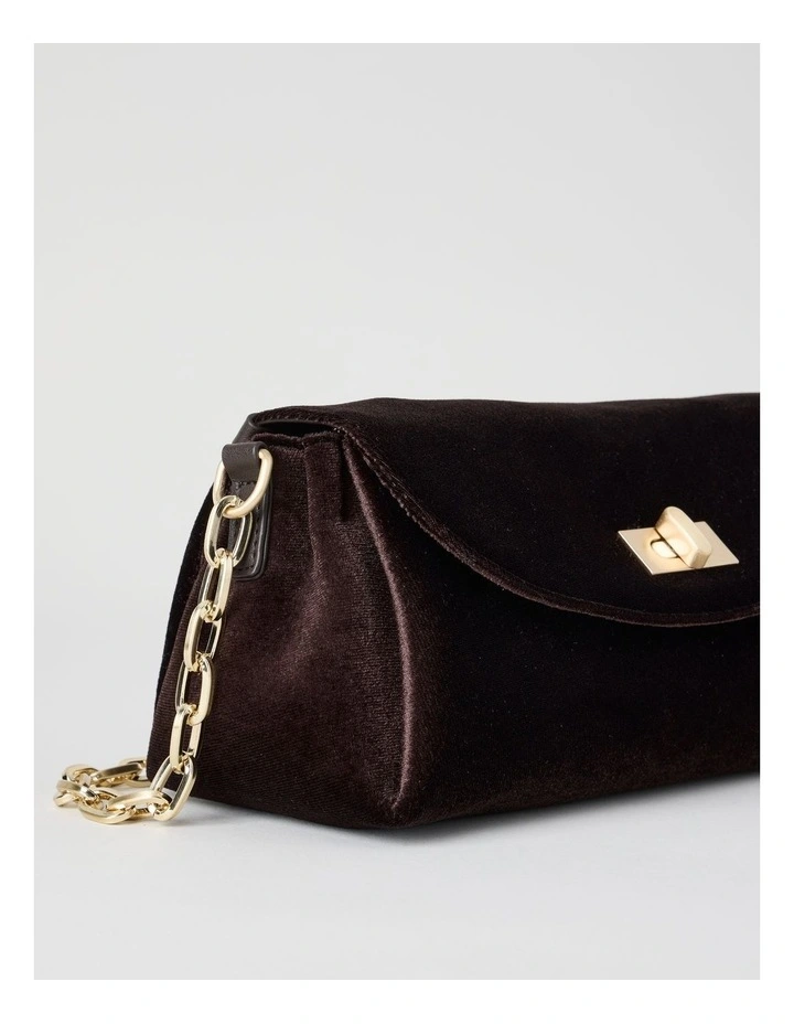 Bella Shoulder Bag in Chocolate image 3