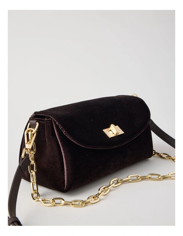 Bella Shoulder Bag in Chocolate image 5