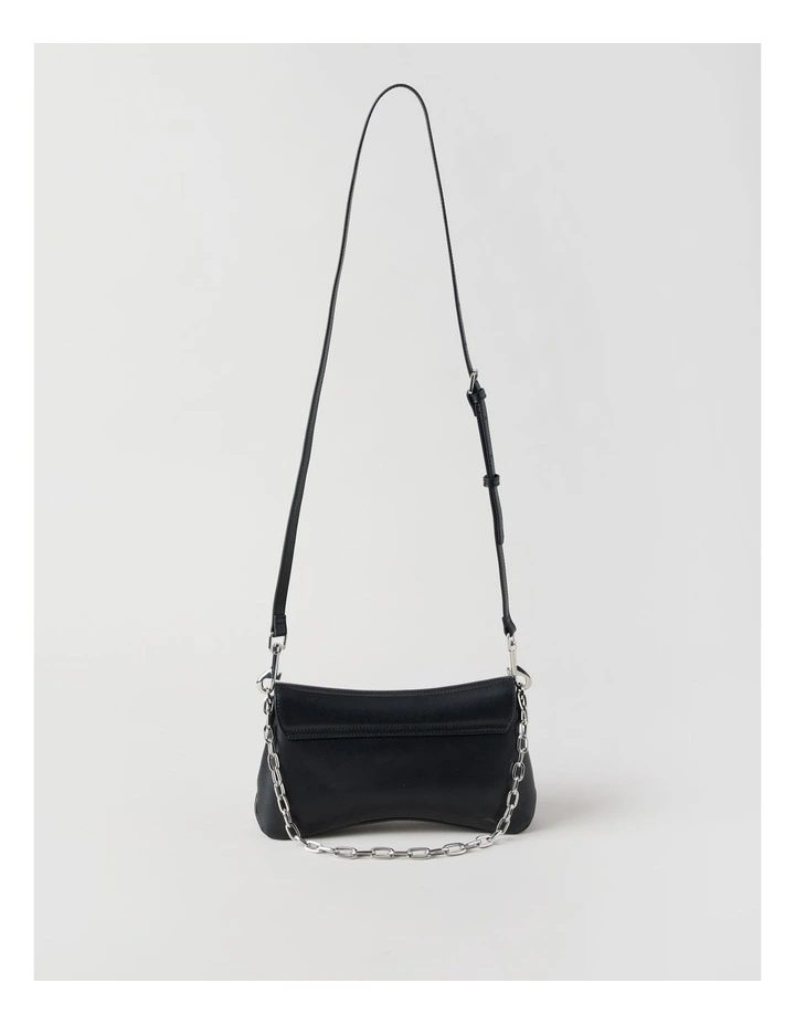 Betsy Shoulder Bag in Black image 4