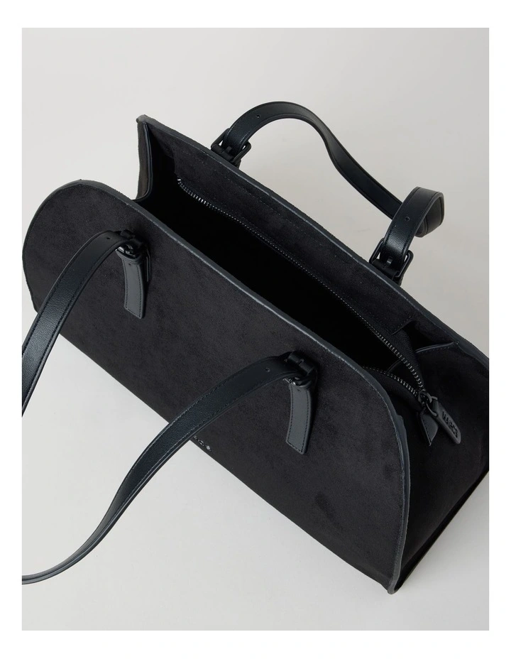 Montpellier Tote Bag in Black image 6