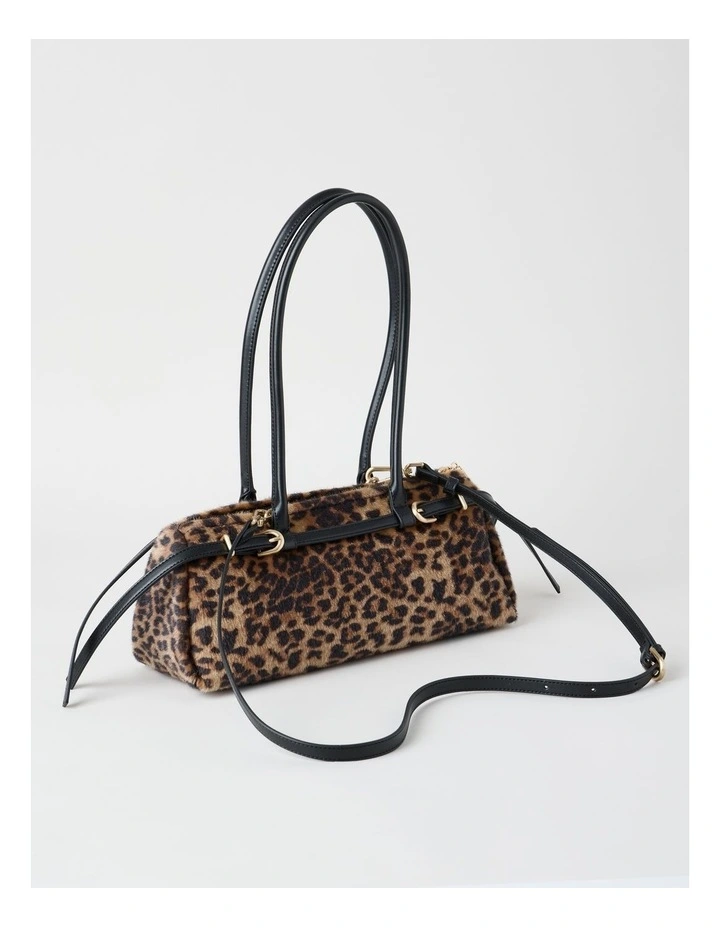 Brianna Shoulder Bag in Leopard image 5
