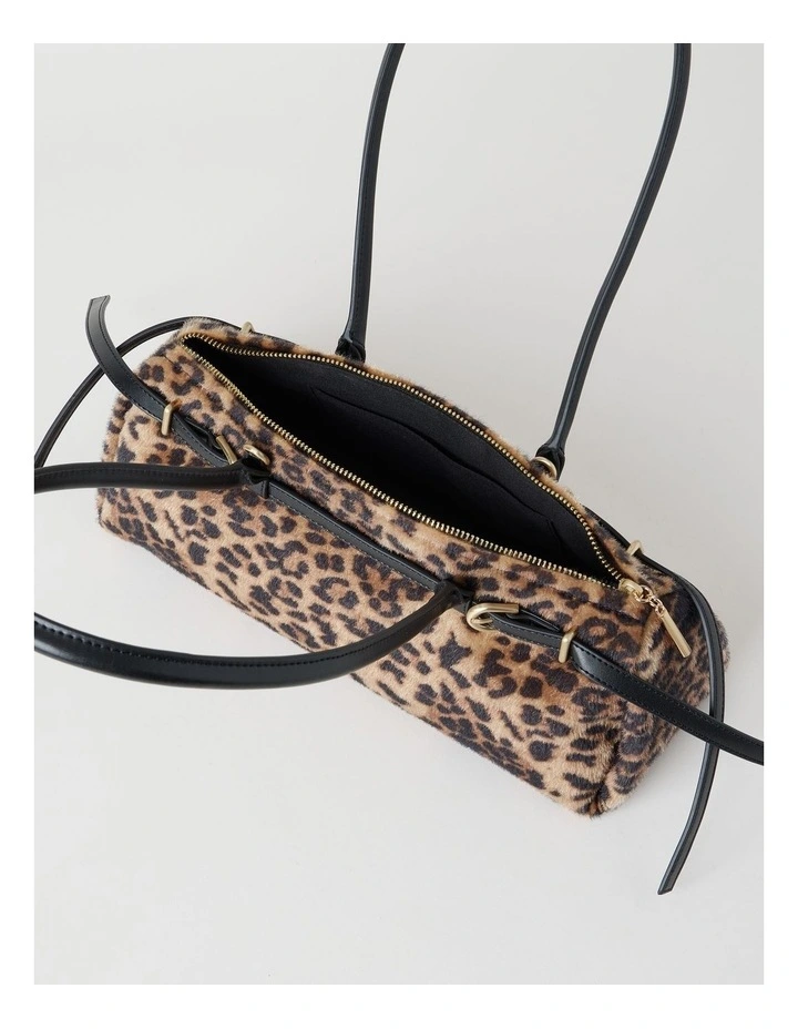 Brianna Shoulder Bag in Leopard image 6