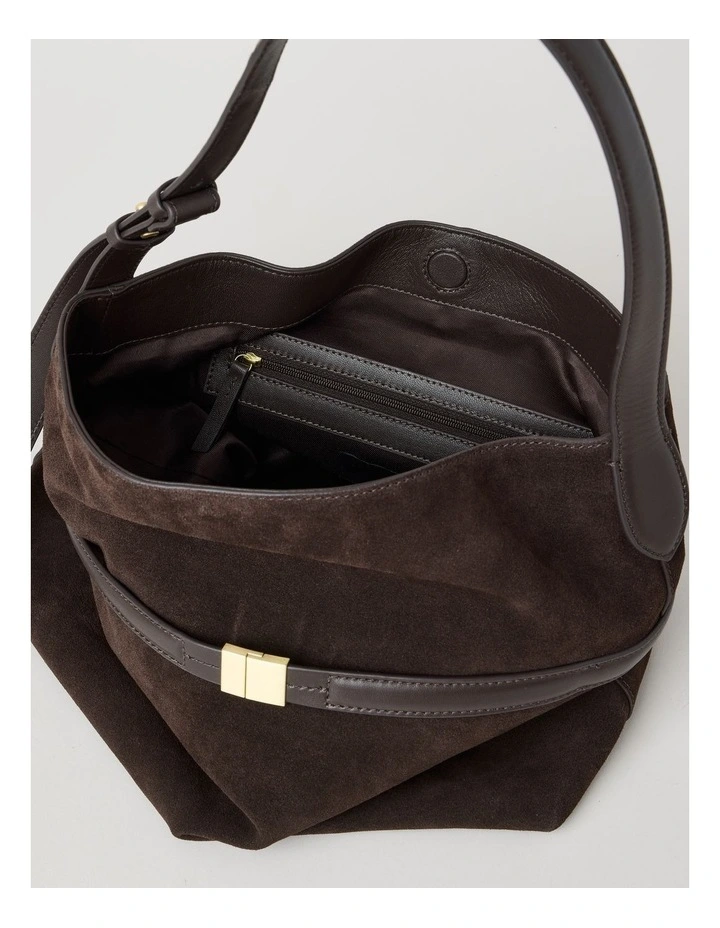 Bambi Shoulder Bag in Chocolate image 6