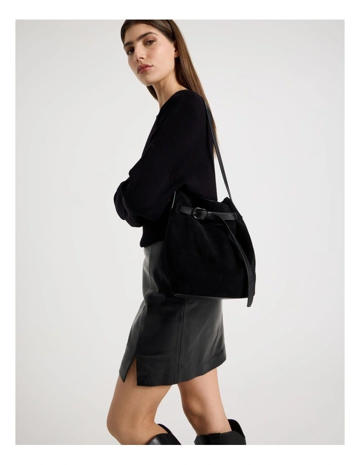 Brooklyn Leather Shoulder Bag in Black image 2