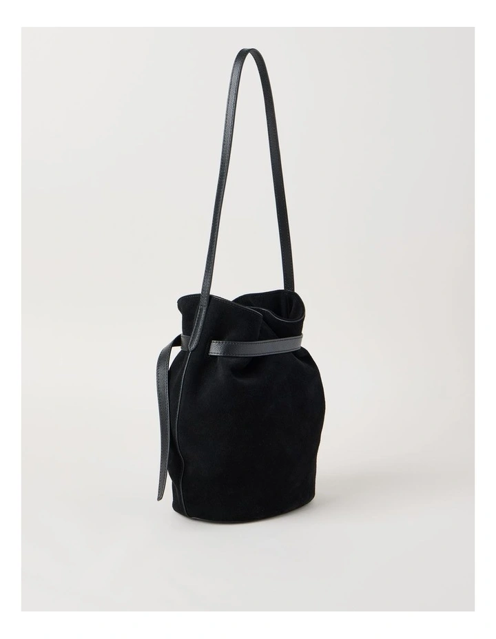 Brooklyn Leather Shoulder Bag in Black image 5