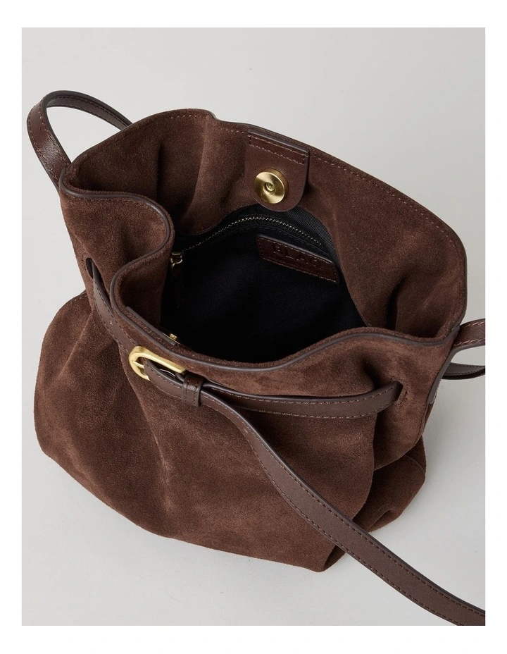 Brooklyn Leather Shoulder Bag in Chocolate image 7