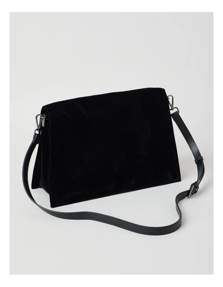 Bethany Clutch Bag in Black image 5