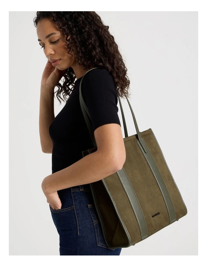 Bilbao Tote Bag in Olive image 2