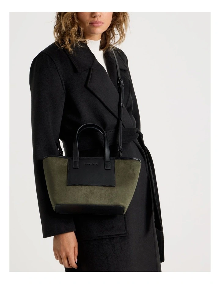 Essen Tote Bag in Olive image 4