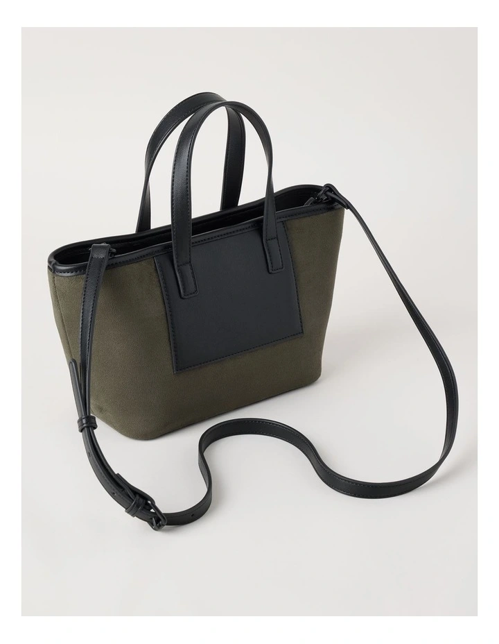 Essen Tote Bag in Olive image 6