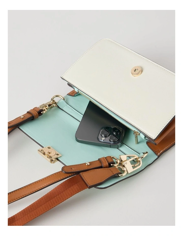 Lyon Shoulder Bag in Mint image 5