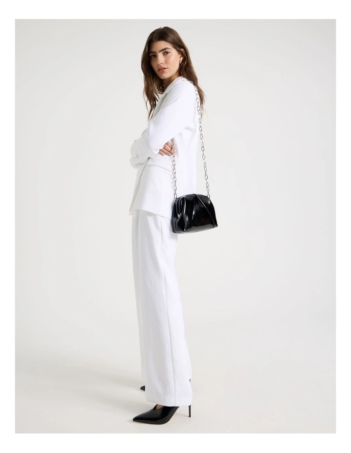 Birdie Clutch Bag in Black image 5