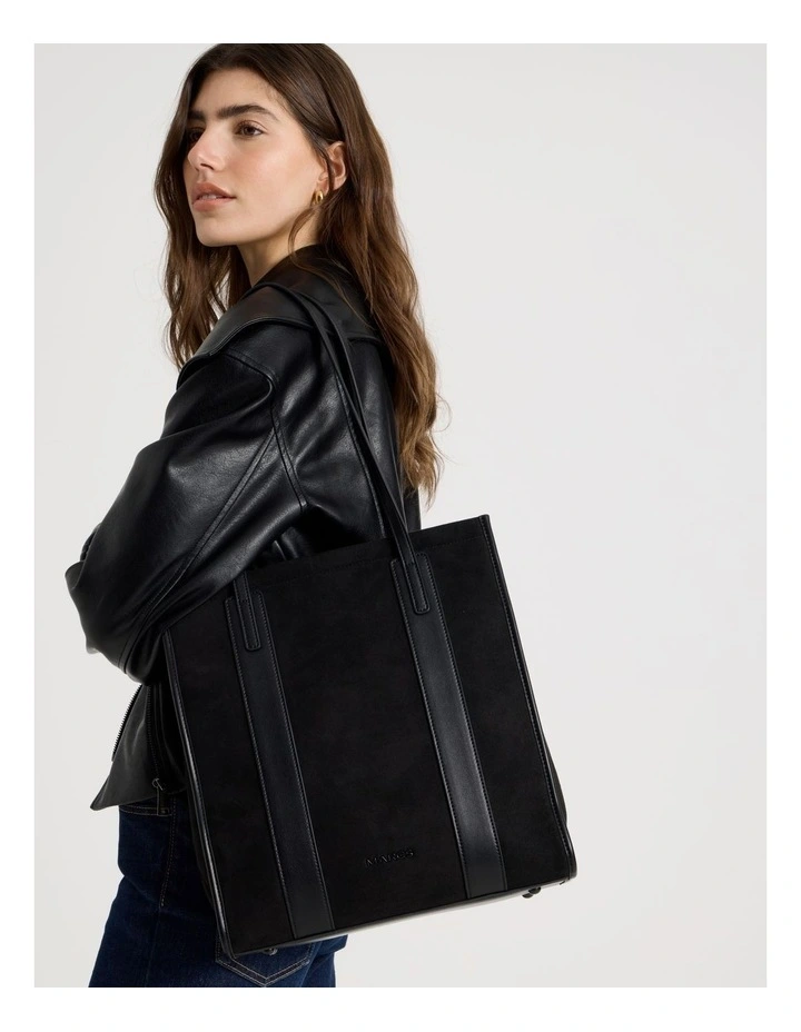 Bilbao Tote Bag in Black image 2