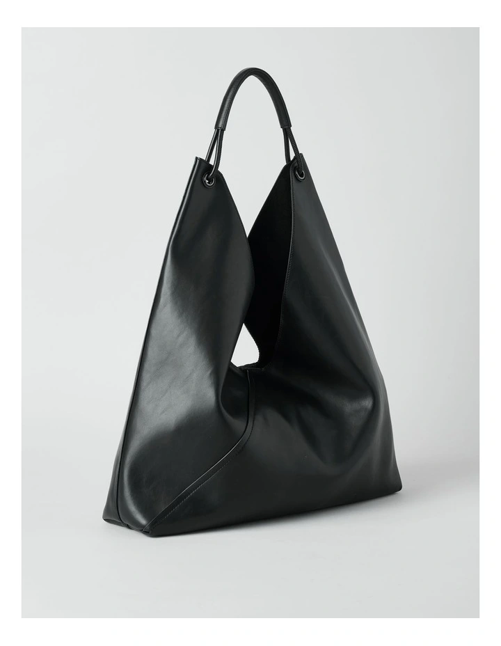 Bree II Shoulder Bag in Black image 5