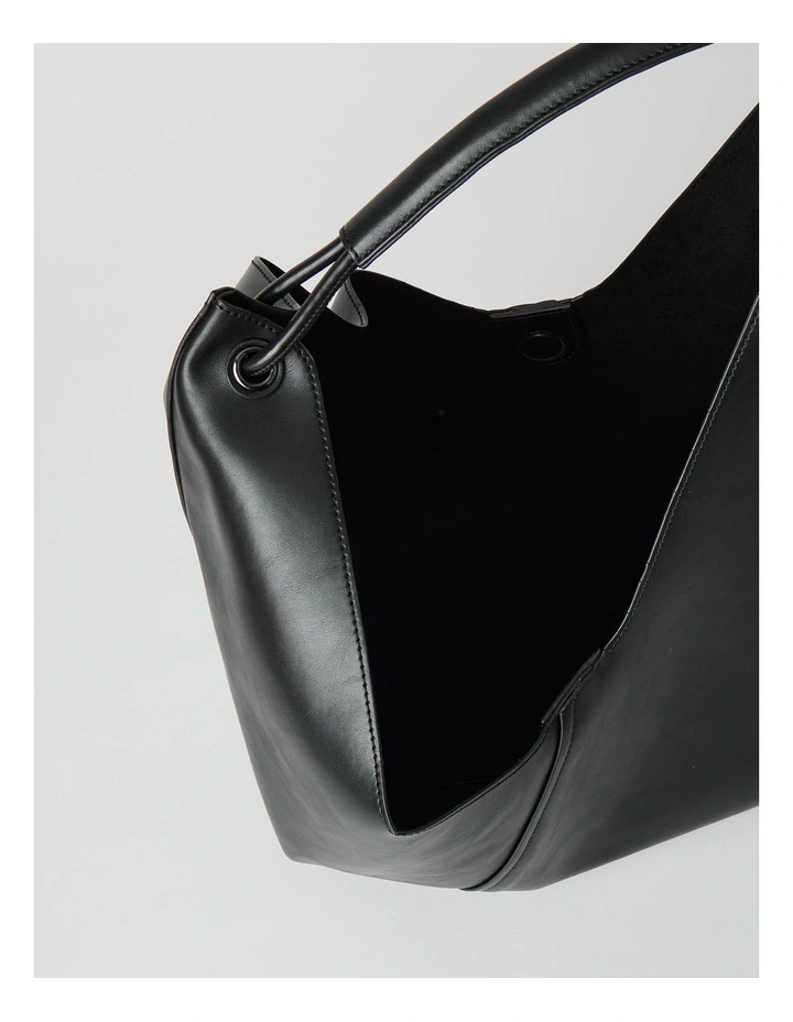 Bree II Shoulder Bag in Black image 7