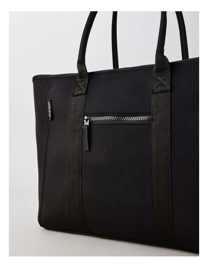 Salerno Tote Bag in Black image 3