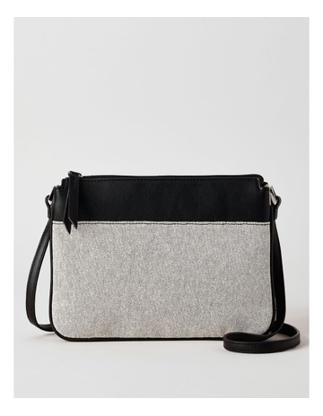 Black Canvas colour