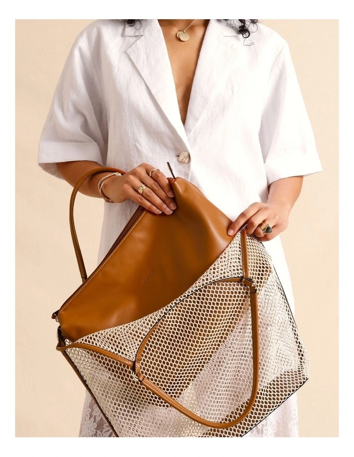 Hampton Tote Bag in Natural image 4
