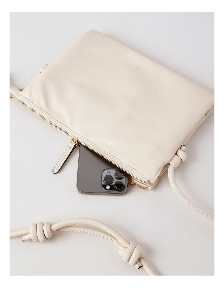 Detroit Crossbody Bag in White image 4