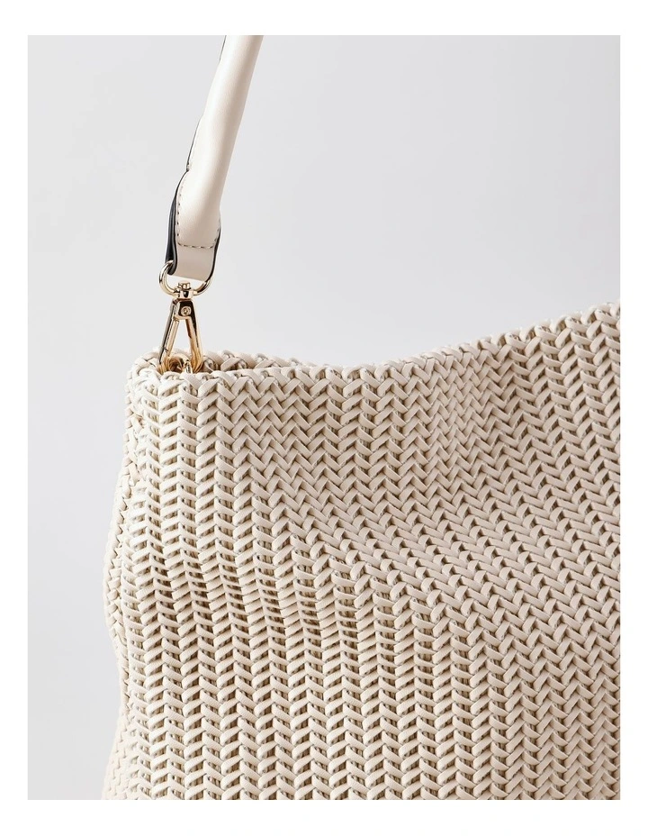 Cleveland Shoulder Bag in White image 3